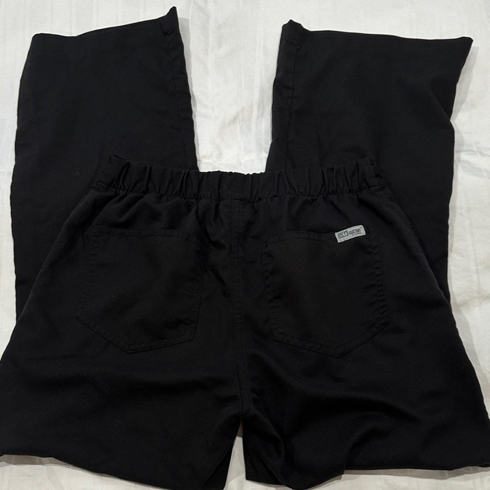 Grey’s Anatomy Black Elastic Waist Casual Pants rear and front pockets